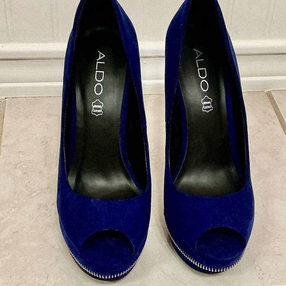 ALDO Royal Blue Suede Peep Toe Platform Heels - Size 8.5